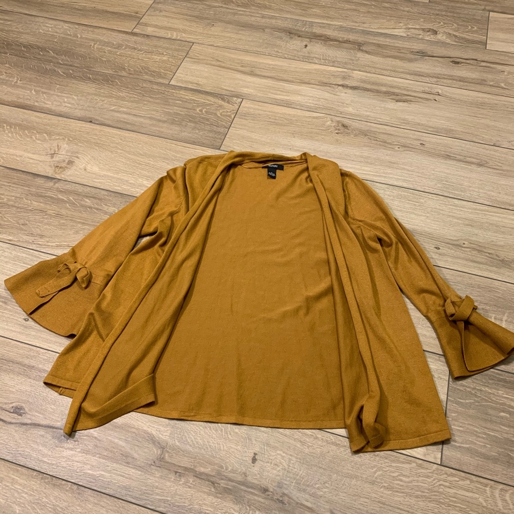 NWOT Alfani cardigan
